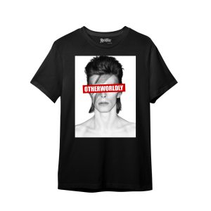 Camiseta Ajuste Mediano Otherworldly para Hombre en Negro